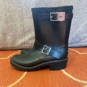 “Moto” boot- rain boot, waterproof and lined
